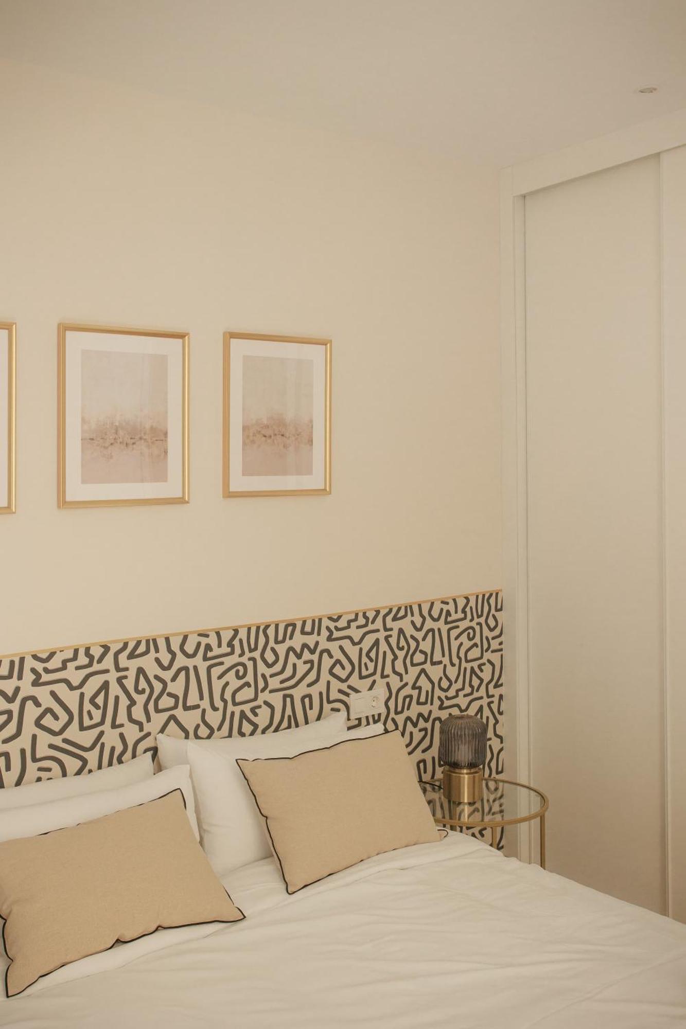 Apartamentos Cervantes Бадахос Экстерьер фото